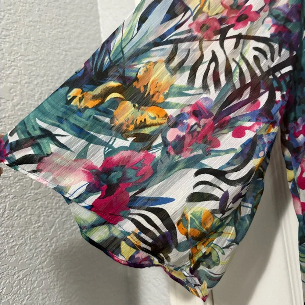 Roz & Ali Multicolor Floral Blouse - Picture 4 of 6